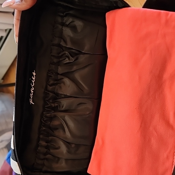 Makeup case - Picture 6 of 6